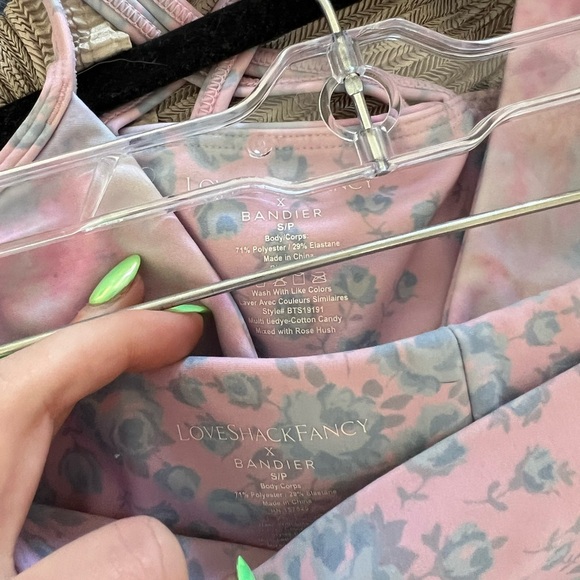 LoveShackFancy x Bandier bra and legging set - Picture 7 of 7